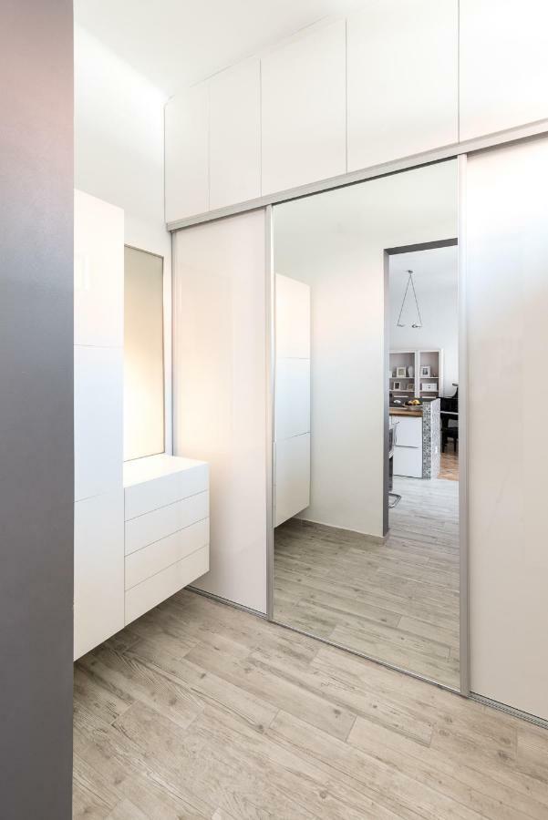 Elegant Apartment Budapest Exteriör bild